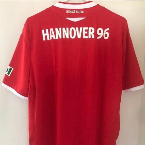 BNWT Macron Hannover 96 Home Kit - Picture 3 of 7